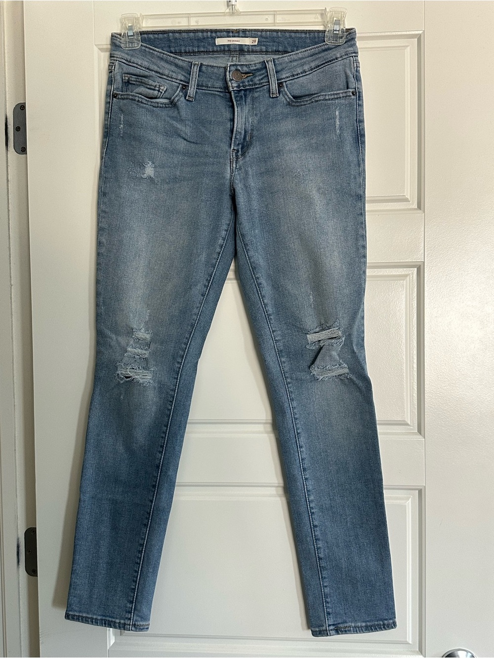 Levi’s Light Blue Distressed Women's Jeans 711 Skinny